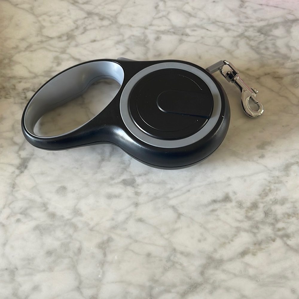 Black retractable Dog Leash